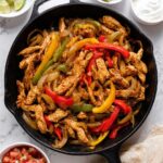 Easy Chicken Fajitas with Colorful Vegetables and Classic Toppings Recipe 7 Easy Chicken Fajitas with Colorful Vegetables and Classic Toppings Recipe