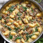 Creamy Spinach and Mushroom Gnocchi in One Pan Recipe