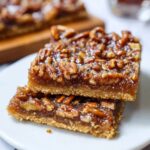 Easy Pecan Pie Bars Recipe