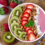 Kiwi Strawberry Smoothie Bowl Recipe