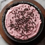 Easy and Delicious No-Bake Cherry Chocolate Chip Pie Recipe