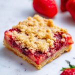 Strawberry Oatmeal Crumble Bars Recipe